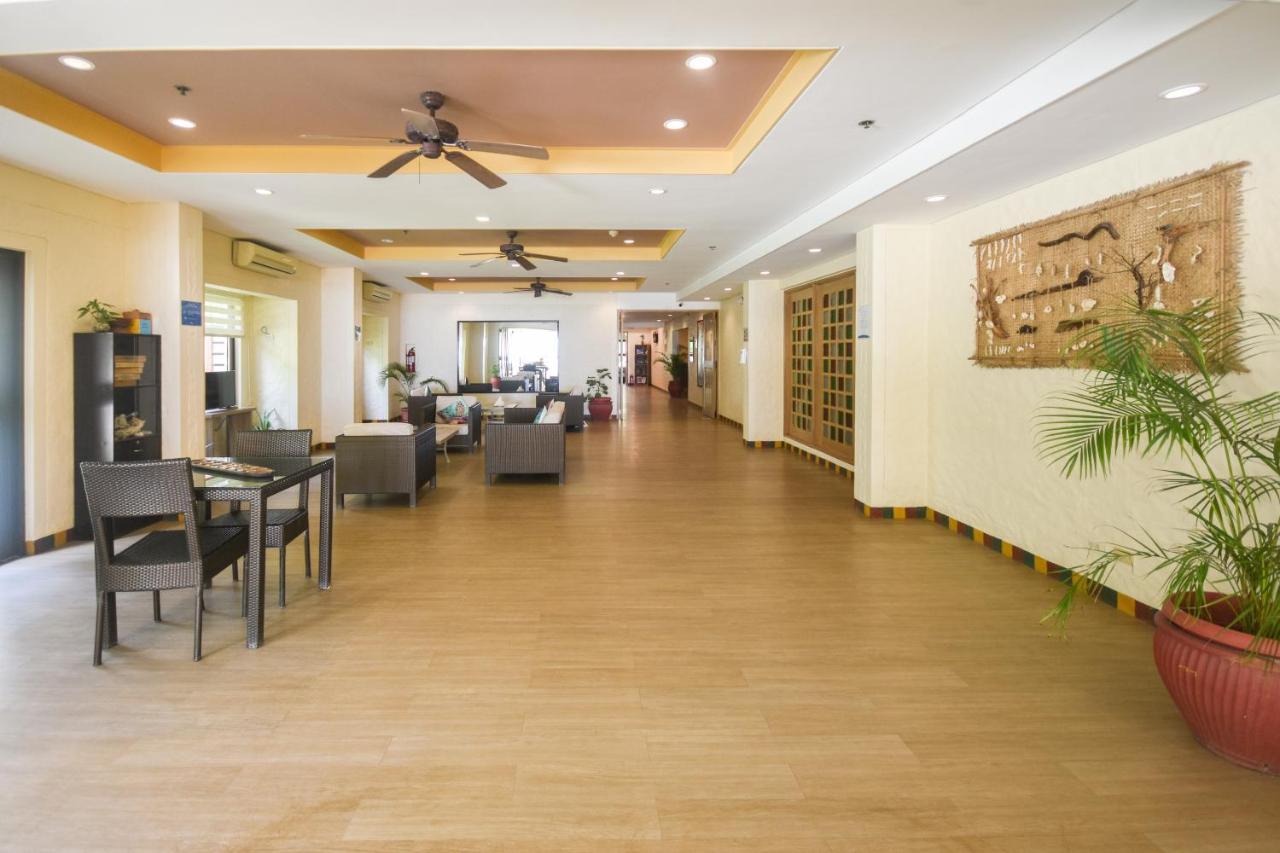 ไมโครเทลบายวินด์แฮมโบราเคย์ Hotel Balabag  ภายนอก รูปภาพ