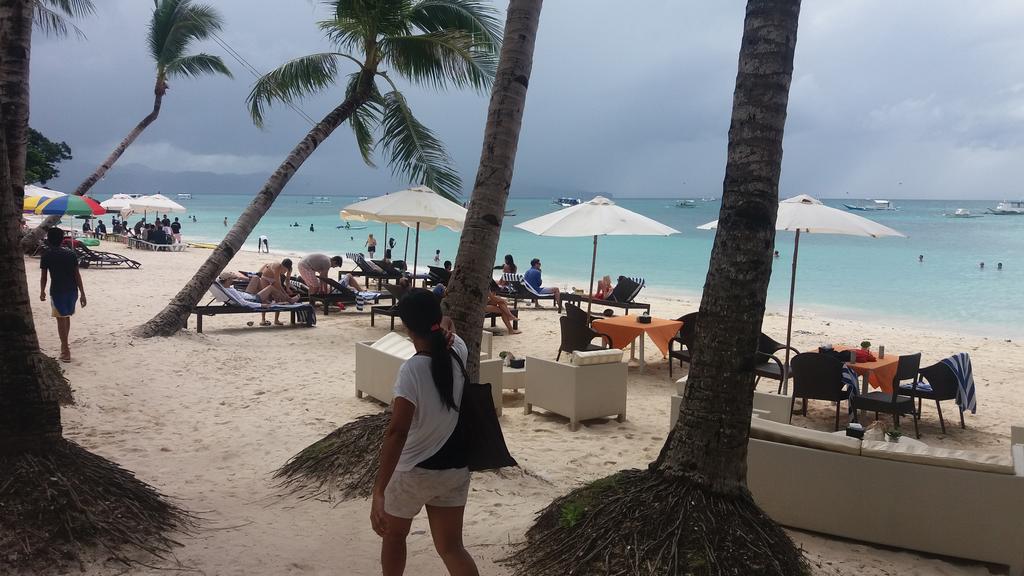 ไมโครเทลบายวินด์แฮมโบราเคย์ Hotel Balabag  ภายนอก รูปภาพ